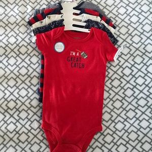 Carter’s Boys 5-pack bodysuits! New with tags!!
